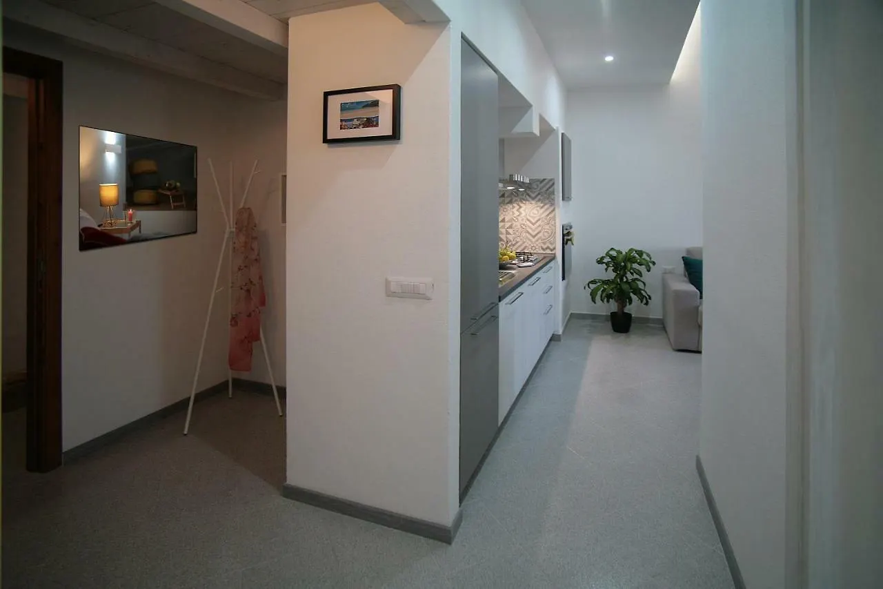 Apartment Oliver'S House Sardinia Flumini di Quartu Italy